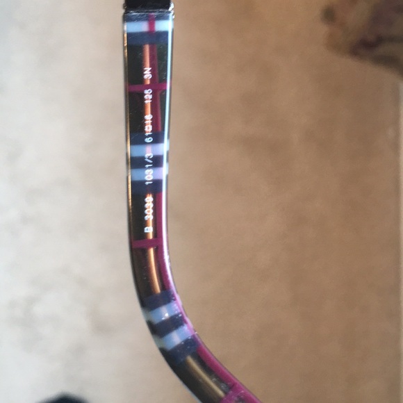 Burberry sunglasses main image 4